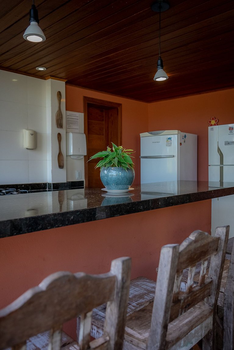 Casa Beijaflor 3 suítes alto padrão Condom c/ SPA