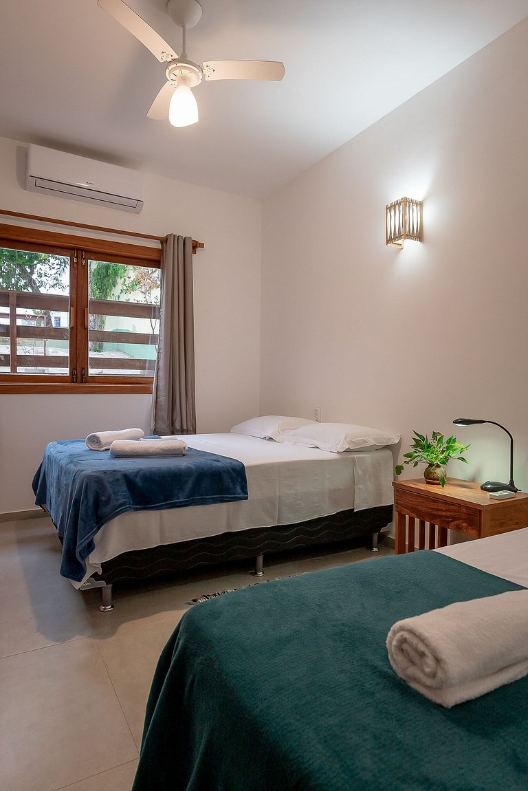 Casa Beijaflor 3 suítes alto padrão Condom c/ SPA