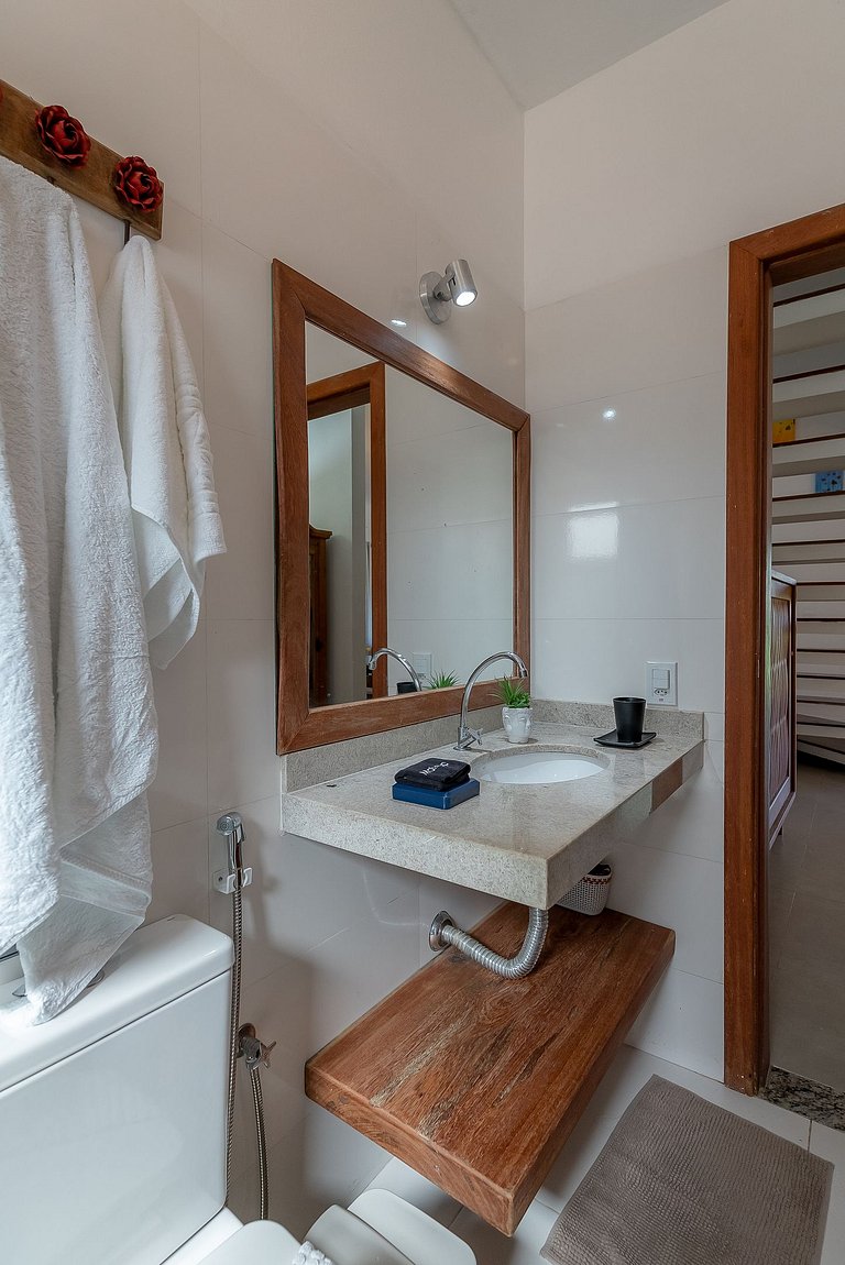 Casa Jandaia Alto padrão c/ 3 suites Condo c/ SPA
