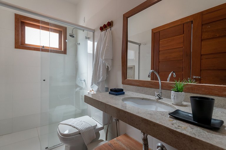 Casa Jandaia Alto padrão c/ 3 suites Condo c/ SPA