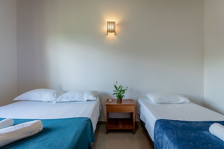 Casa Jandaia Alto padrão c/ 3 suites Condo c/ SPA