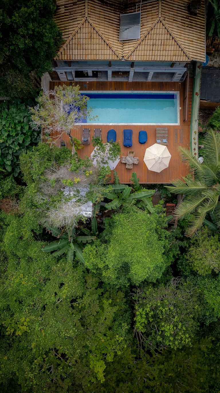 Casa Jandaia Alto padrão c/ 3 suites Condo c/ SPA