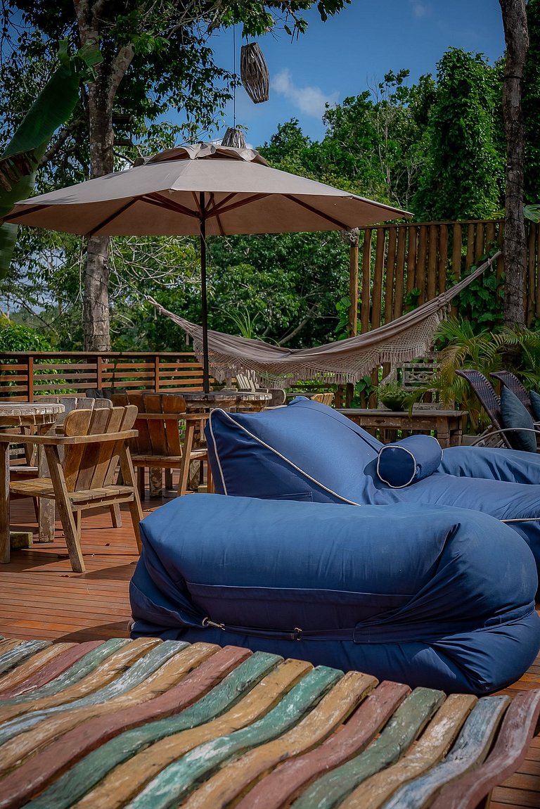 Casa Jandaia Alto padrão c/ 3 suites Condo c/ SPA