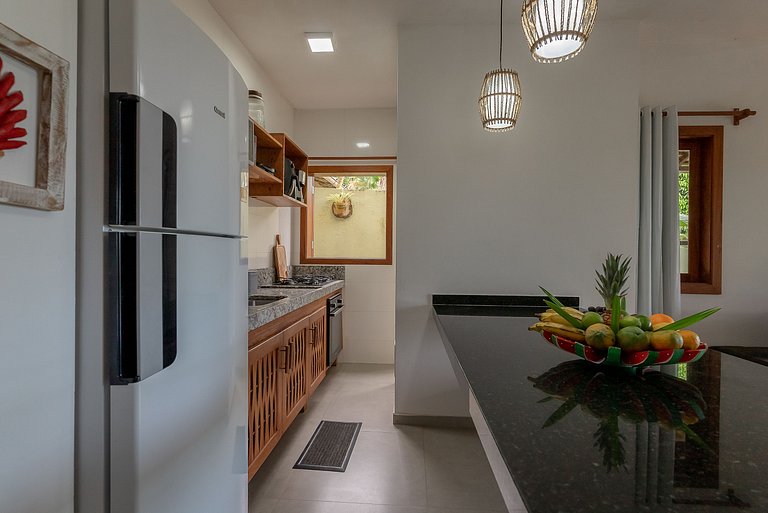 Casa Sabiá 3 suites Alto Padrão em Condo c/ SPA