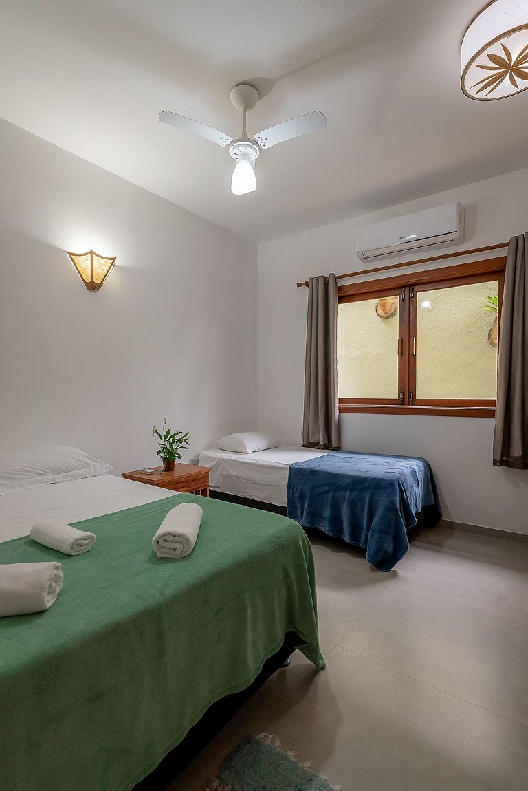 Casa Sabiá 3 suites Alto Padrão em Condo c/ SPA