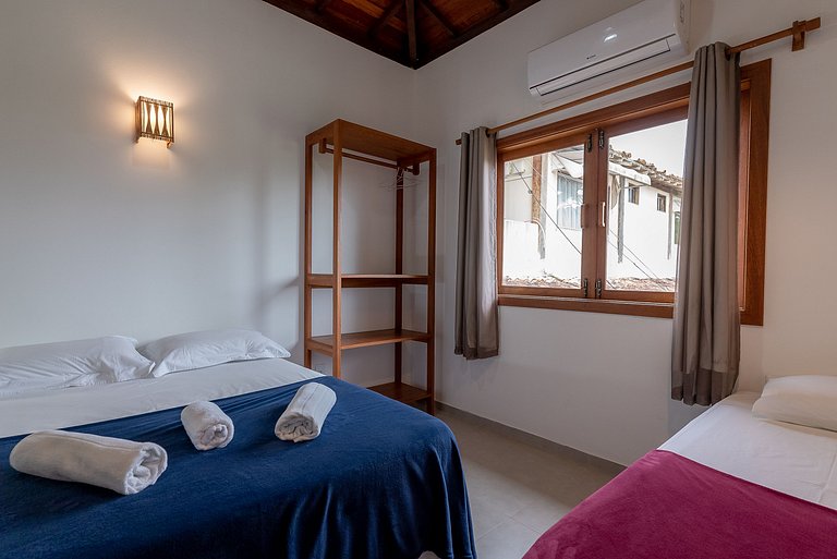 Casa Sabiá 3 suites Alto Padrão em Condo c/ SPA