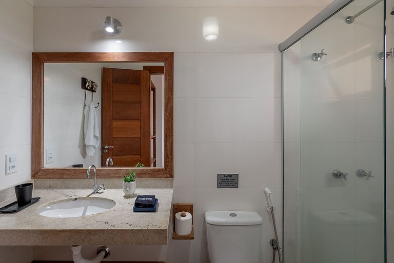 Casa Sabiá 3 suites Alto Padrão em Condo c/ SPA