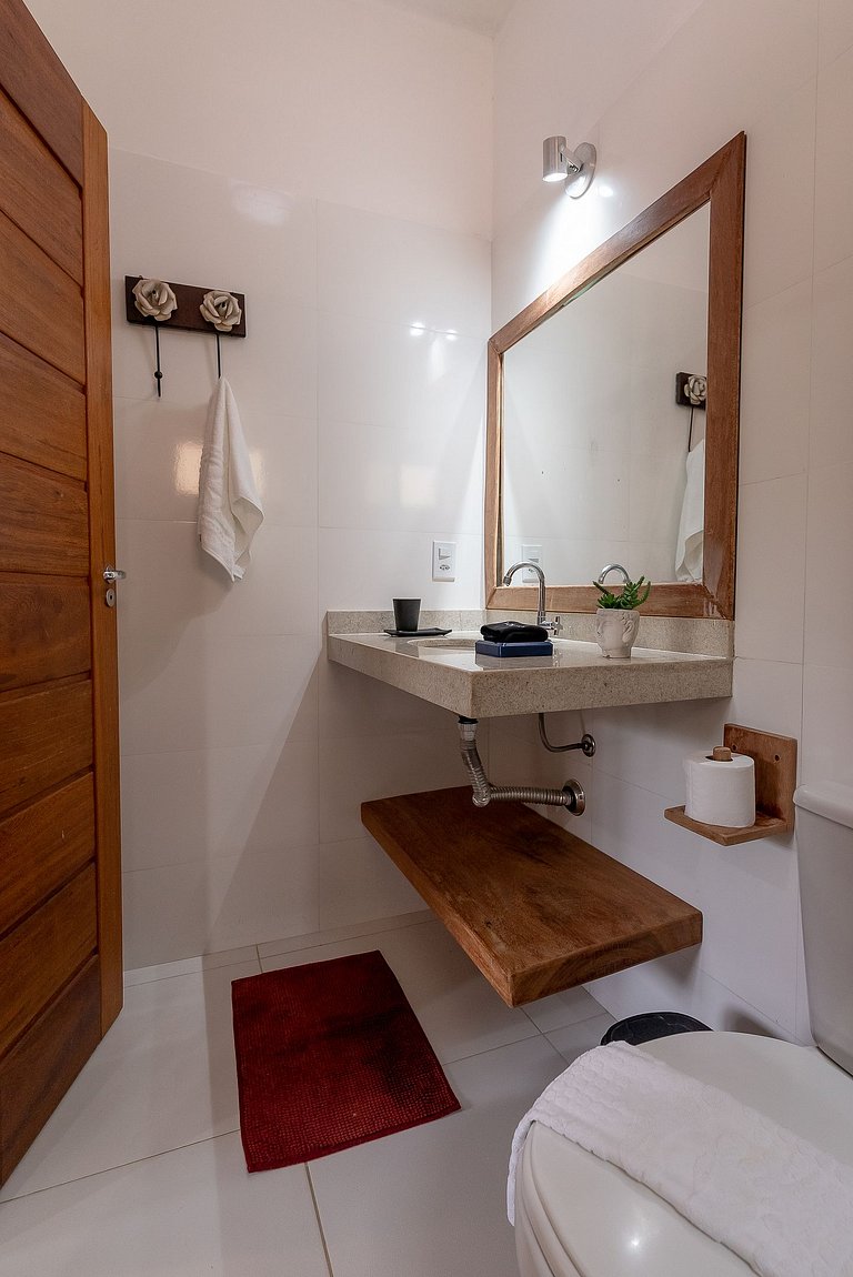Casa Sabiá 3 suites Alto Padrão em Condo c/ SPA