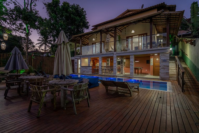Casa Sabiá 3 suites Alto Padrão em Condo c/ SPA