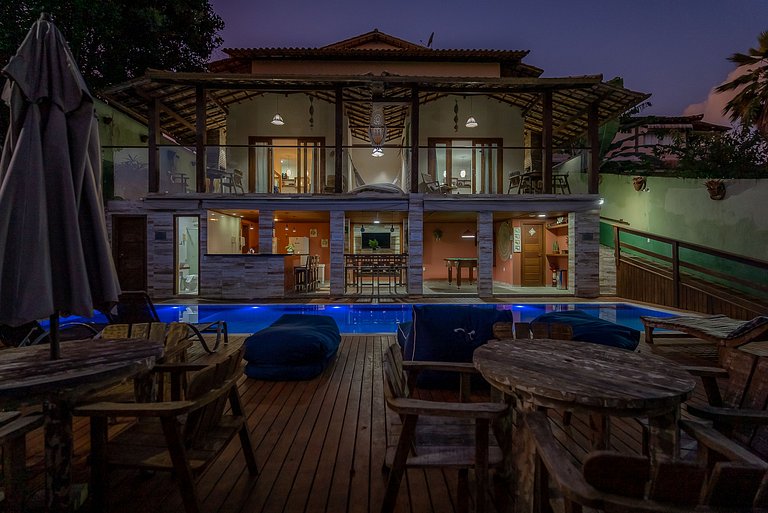 Casa Sabiá 3 suites Alto Padrão em Condo c/ SPA