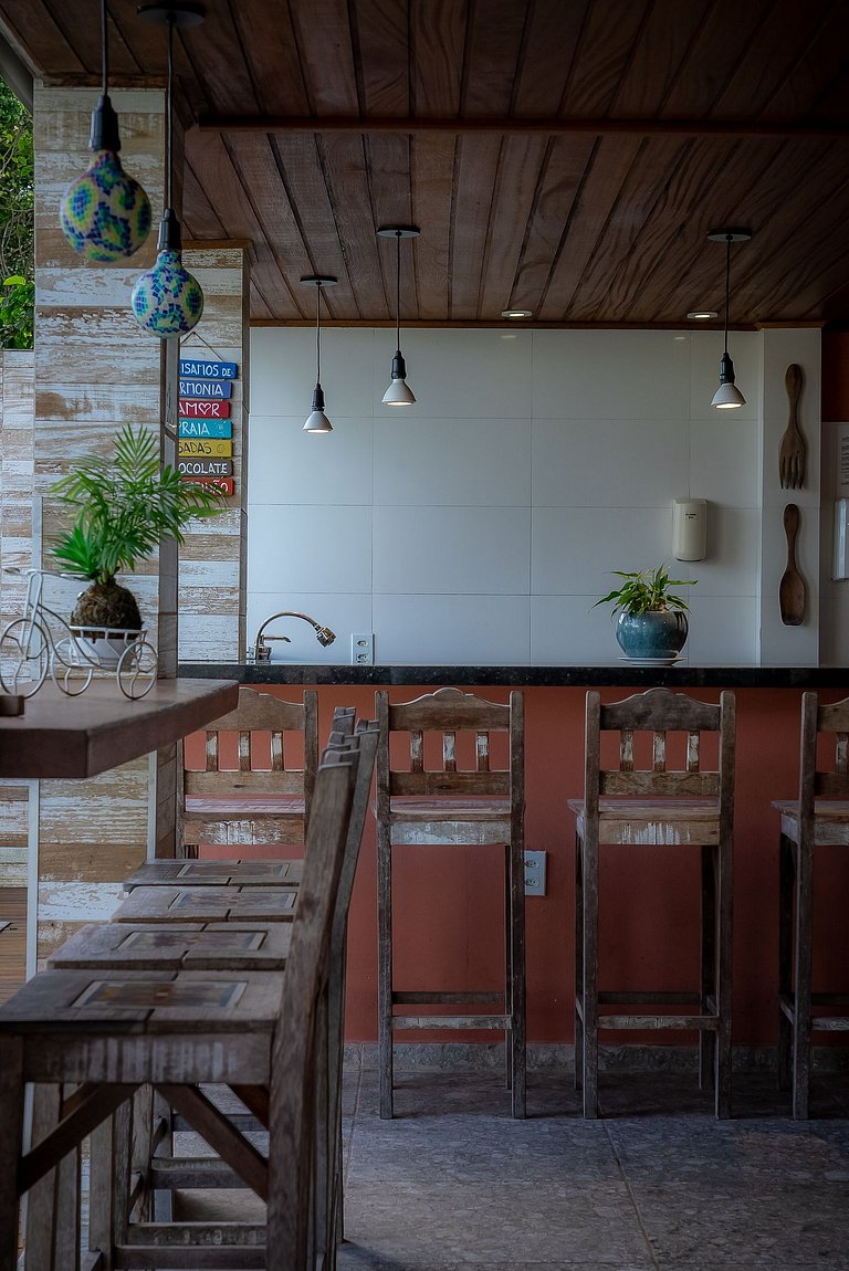 Casa Sabiá 3 suites Alto Padrão em Condo c/ SPA