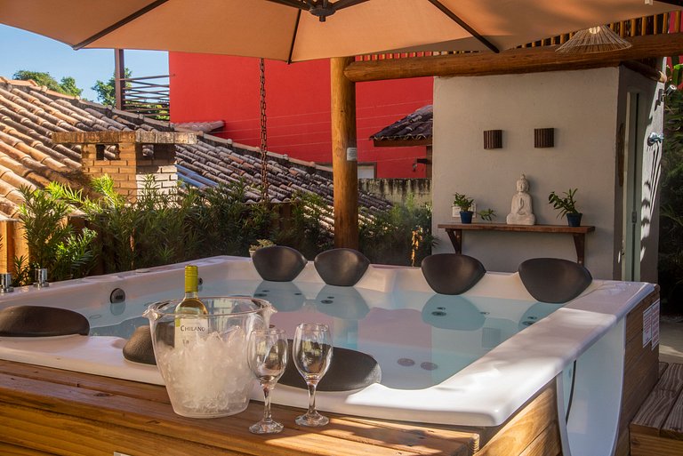 Casa Jandaia Alto padrão c/ 3 suites Condo c/ SPA