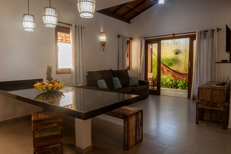 Casa Sabiá 3 suites Alto Padrão em Condo c/ SPA